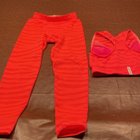 Workout set two piece - Picture 5 of 6